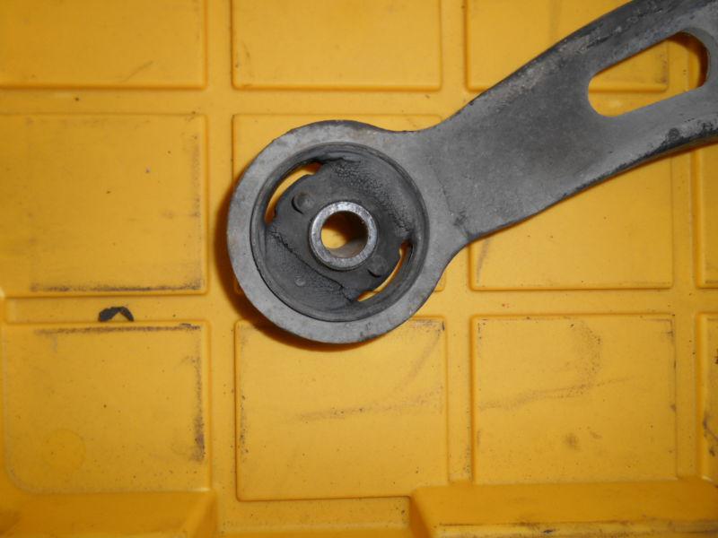 97-01 TOYOTA CAMRY LEFT FRONT LOWER CONTROL ARM DRIVER SIDE 2#D-11, US $34.00, image 5