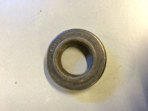 Omc 319256 sterndrive motor oil seal retainer 0319256 b11