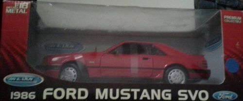 1986 ford mustang svo 1:18 diecast metal