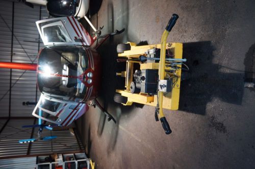 Robinson helicopter r22 r44/ airplane gas engine tug tow