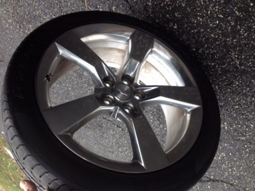 2011 camaro ss rims &amp; tires only 3000 miles