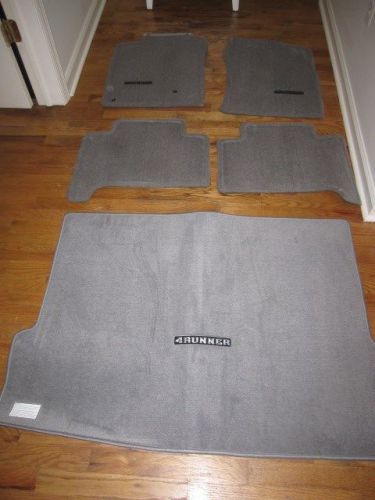 Brand new 4runner mats