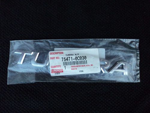 New genuine toyota tundra emblem / logo part#75471-0c030 for 2003-2006 years