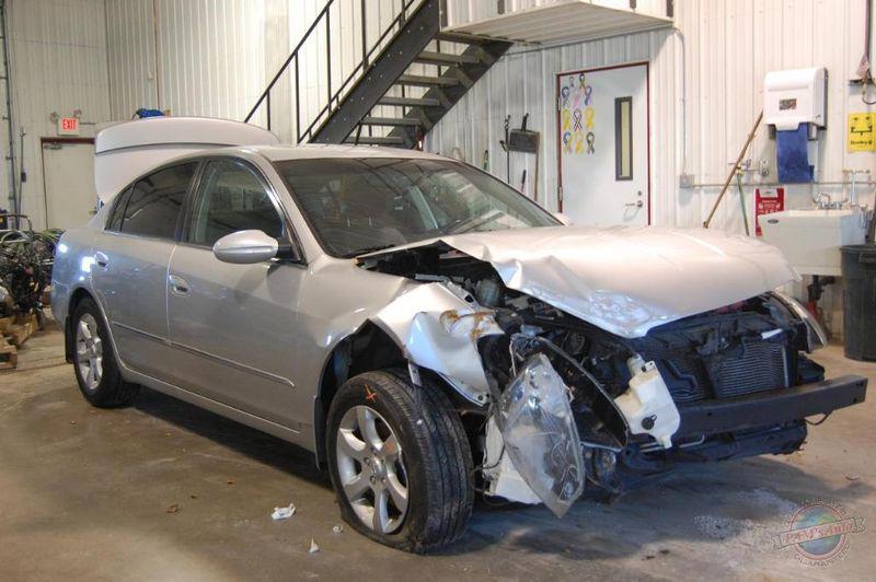 Transmission altima 689384 05 06 2.5l at 102k