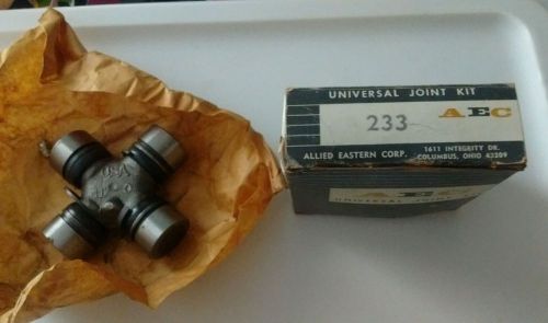 Nos! aec 233 u joint  lube fitting in cap inside clips fits chrysler, dodge
