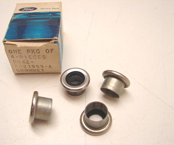 2 nos 1970 71 72 73 74 75 76 boss 302 mustang torino t-bird door lock grommets