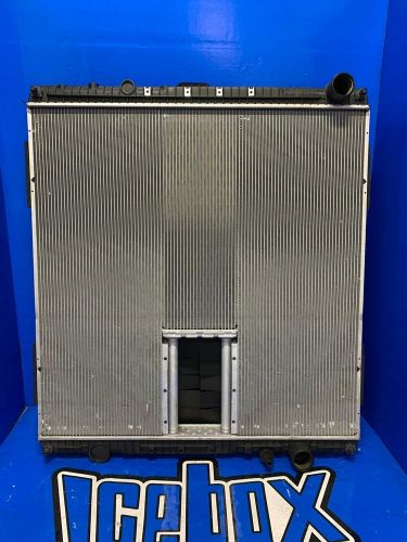 Freightliner RFR57A-OC-PTO, 05-27751-018 Radiator # 601086, US $173.00, image 9