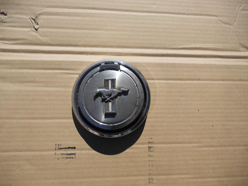 1969 - 1970 mustang pop- open gas cap