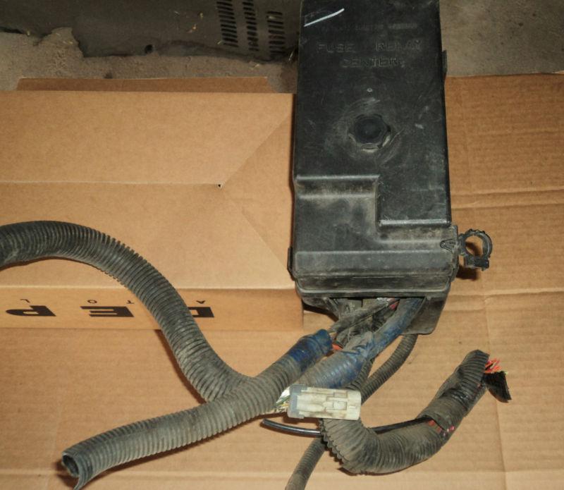 2000 - 2001 buick century / regal >>under hood fuse box >>3.1l at 