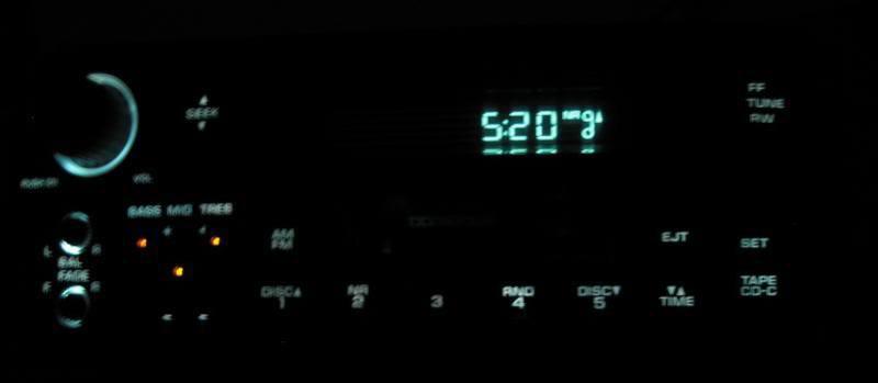 New 1999-2001 jeep grand cherokee tape cassette radio stereo cd-changer control