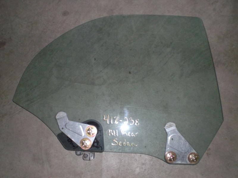 02-07 subaru impreza wrx & sti sedan rh passenger rear door window glass oem