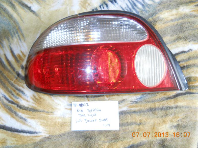 98 99 00 01 02 kia sephia lh side tail light oem 1 day hand 