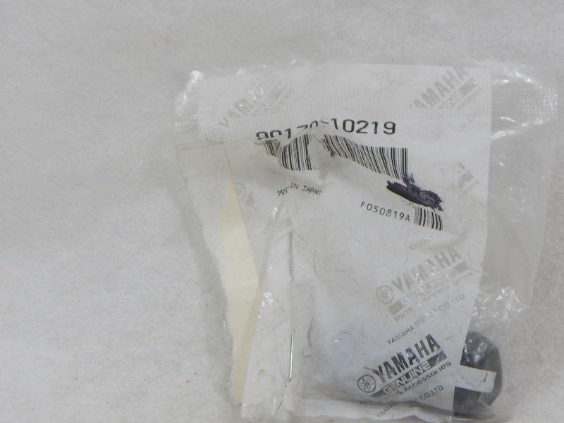 Yamaha 90170-10219 nut *new