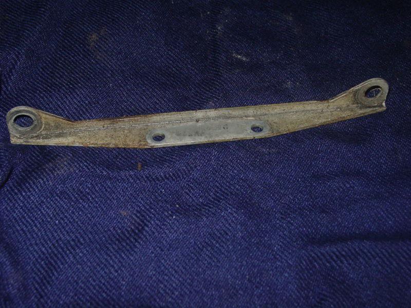 Mercury kf5 outboard shroud cowl tank bracket