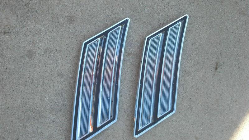 '67 buick grand sport gs side fender trim/grill plate - nice