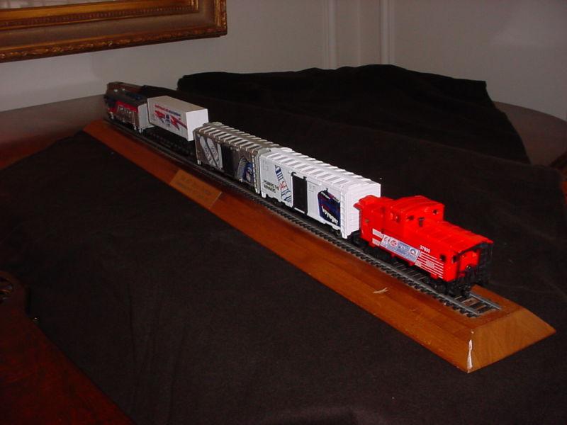 Ac-delco & general motors commemorative train + 75 year history of gm book