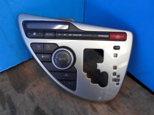 Toyota isis 2007 a/c switch panel [5360900]