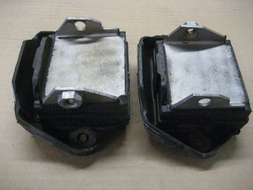 Nos motor mounts 1967 buick gran sport 400 1380064 &amp; 1380065 1 pair