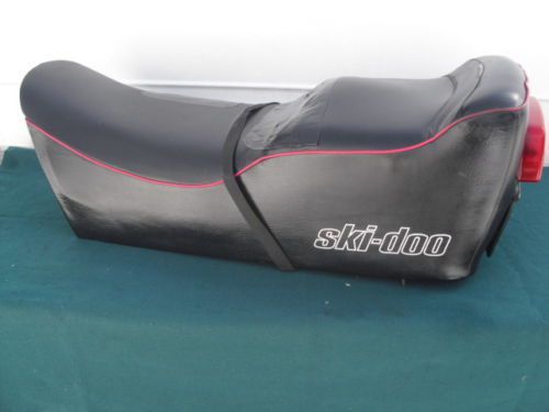 Ski-doo mach 1/formula/mxz/summit/touring/etc 2-up(passenger) oem seat 414-8907
