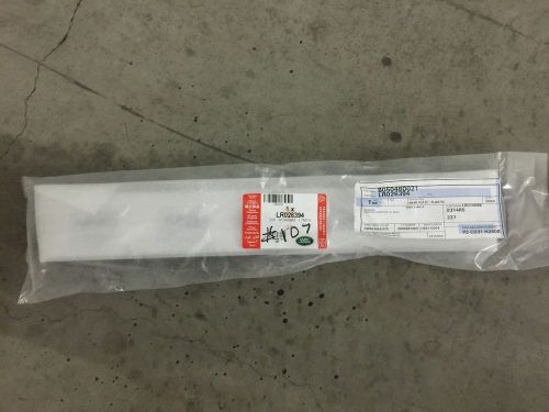 Land rover front hood decal badge sticker &#034;range rover&#034; evoque lr026394 lr026395