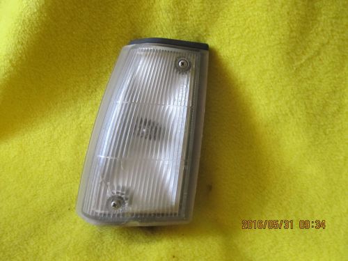 Nissan sentra corner light left (may fit other years)