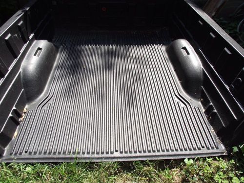 Used, 2004 dodge ram 1500 bed liner. fits short bed.