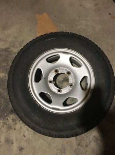 Trailer tire rim wheel goodyear wrangler rt/s 205 75 15 15&#034; 5 lug tire like new