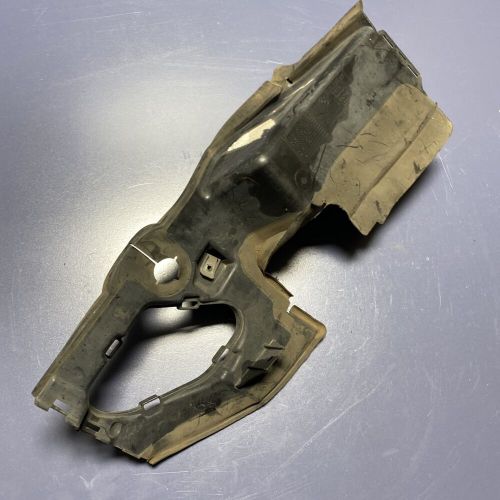 2004-2007 BMW 525I E60 - Front Right Engine AIR DUCT / Guide 7050604, US $59.00, image 2