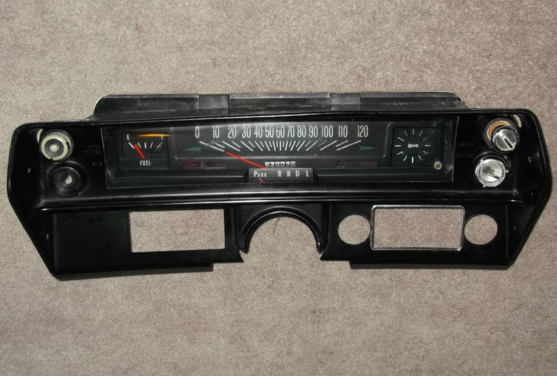 Find 68 NOVA INSTRUMENT CLUSTER GAUGES DASH BEZEL TRIM PANEL SPEEDOMETER CHEVY 1968 in Winnipeg