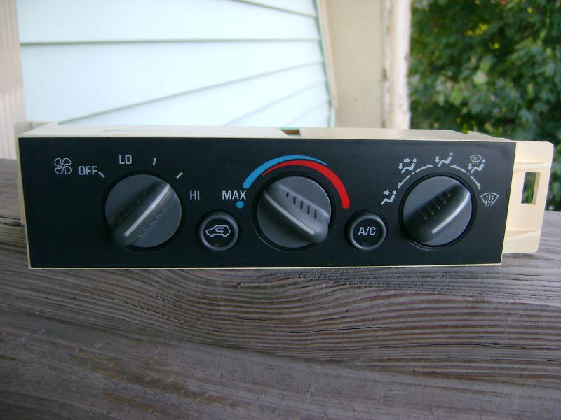 96-97-98-99 tahoe suburban silverado yukon sierra heater climate control unit