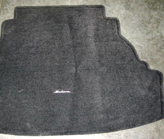 2001-2004 toyota solara trunk mat very good condition! no stains or wear
