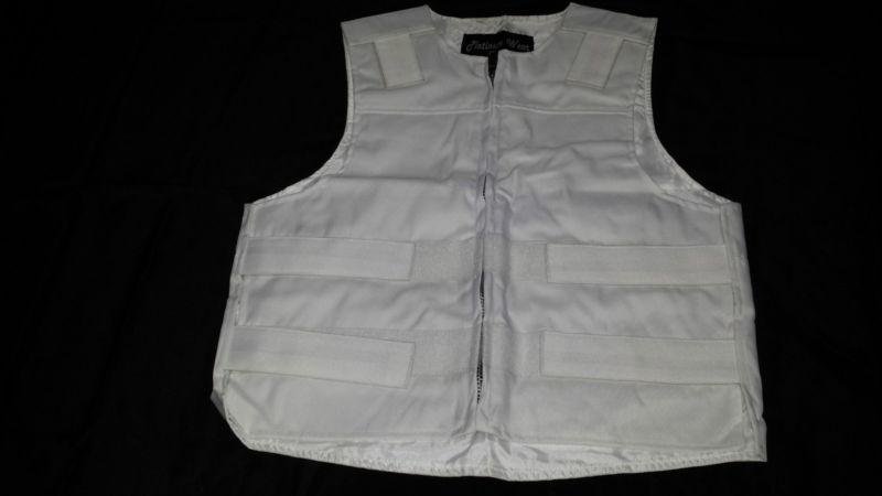 Motorcycle vest: white nylon bulletproof-style