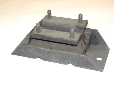 Anchor 2570 transmission mount-manual trans mount