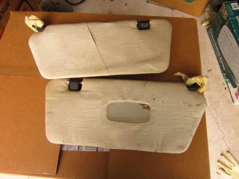 Yugo gvx gv other sun visor set both pass & driver side good shape sunvisor set