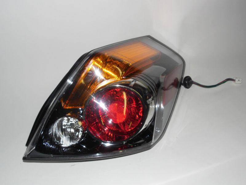 07 08 09 2010 2011 nissan altima sedan oem right tail light nice!