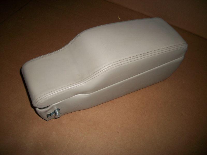 Find 9599 BUICK LESABRE CENTER CONSOLE BOX ARMREST LEATHER in Columbus