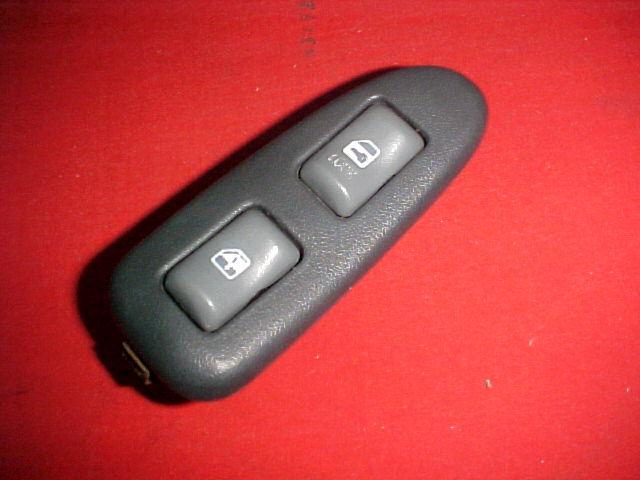 Pontiac grand prix passanger rt power window lock switch 97-03