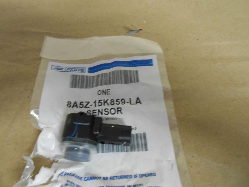 2011,11,12,13  edge,expedition reverse parking aid sensor new oem 8a5z15k859la 