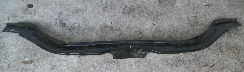 New mopar crossmember radiator bracket 99 - 04 jeep grand cherokee 52079416