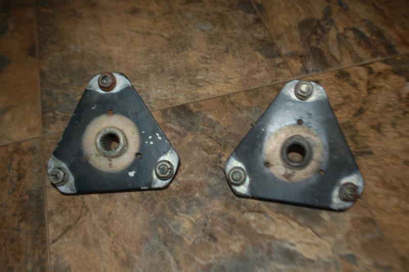  arm suzuki lt80 lt 80 atv both rear hubs  87-05 free shipping  90 92 94 02