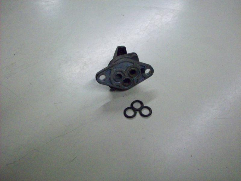 1986 HONDA VT1100 GAS TANK PET COCK OEM, US $38.00, image 2