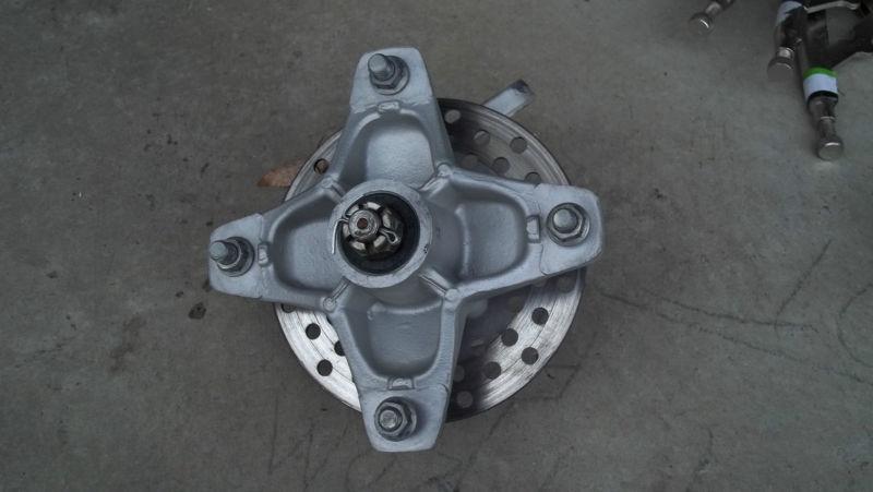 Raptor 700 front left spindle & hub