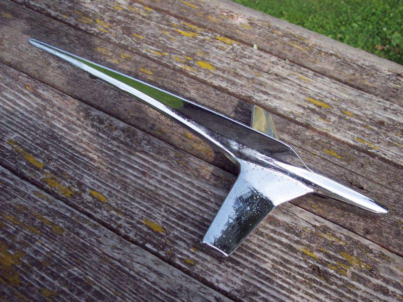 Vintage 1955 ford fairlane? # bn-16850-a 25568 jet airplne rocket hood ornament