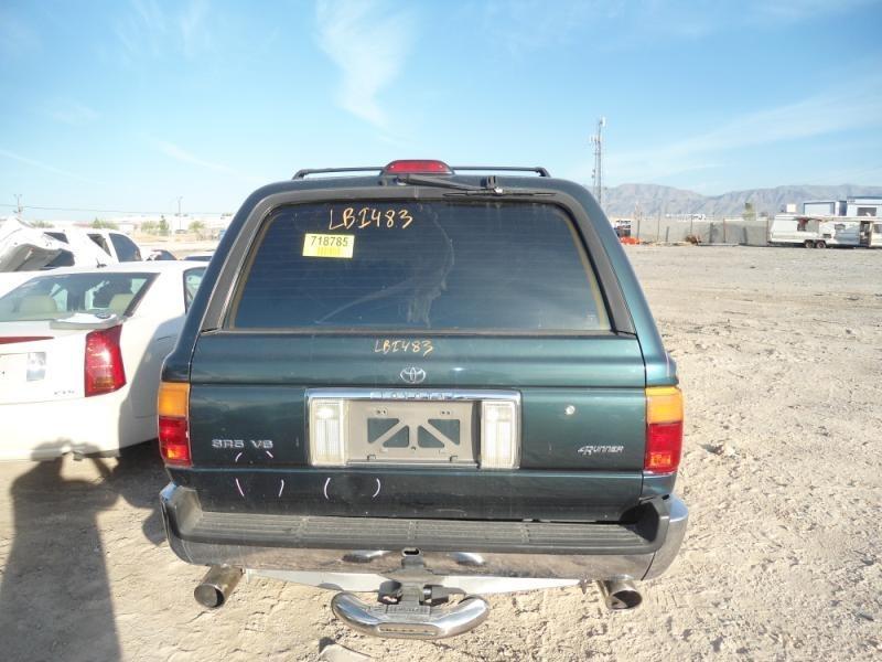 Radio/Stereo for 95 TOYOTA 4 RUNNER ~, US $98.97, image 2