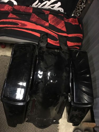 Harley davidson stretched saddlebags and rear fender touring custom. with led&#039;s