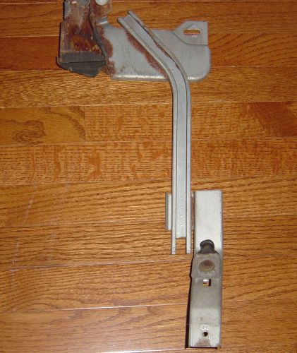 1963 64 65 ford falcon convertible right rear quarter window guide