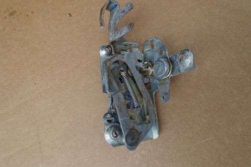 Porsche 914 &amp; 914/6 - right/passenger door latch - nice original condition