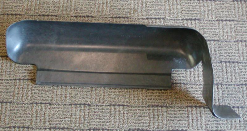 Porsche 1989-1998 911 fuel tank protective cap, 964.201.331.04