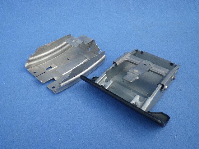 1970-72 pontiac gto/lemans ash tray & mounting bracket - restored original