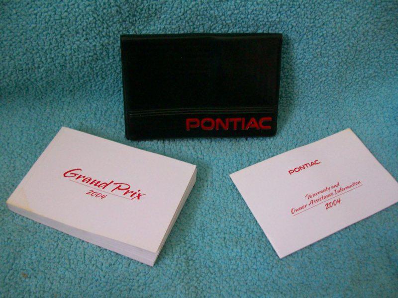 2004 pontiac grand prix owners manual set with case !!! free shipping!!!